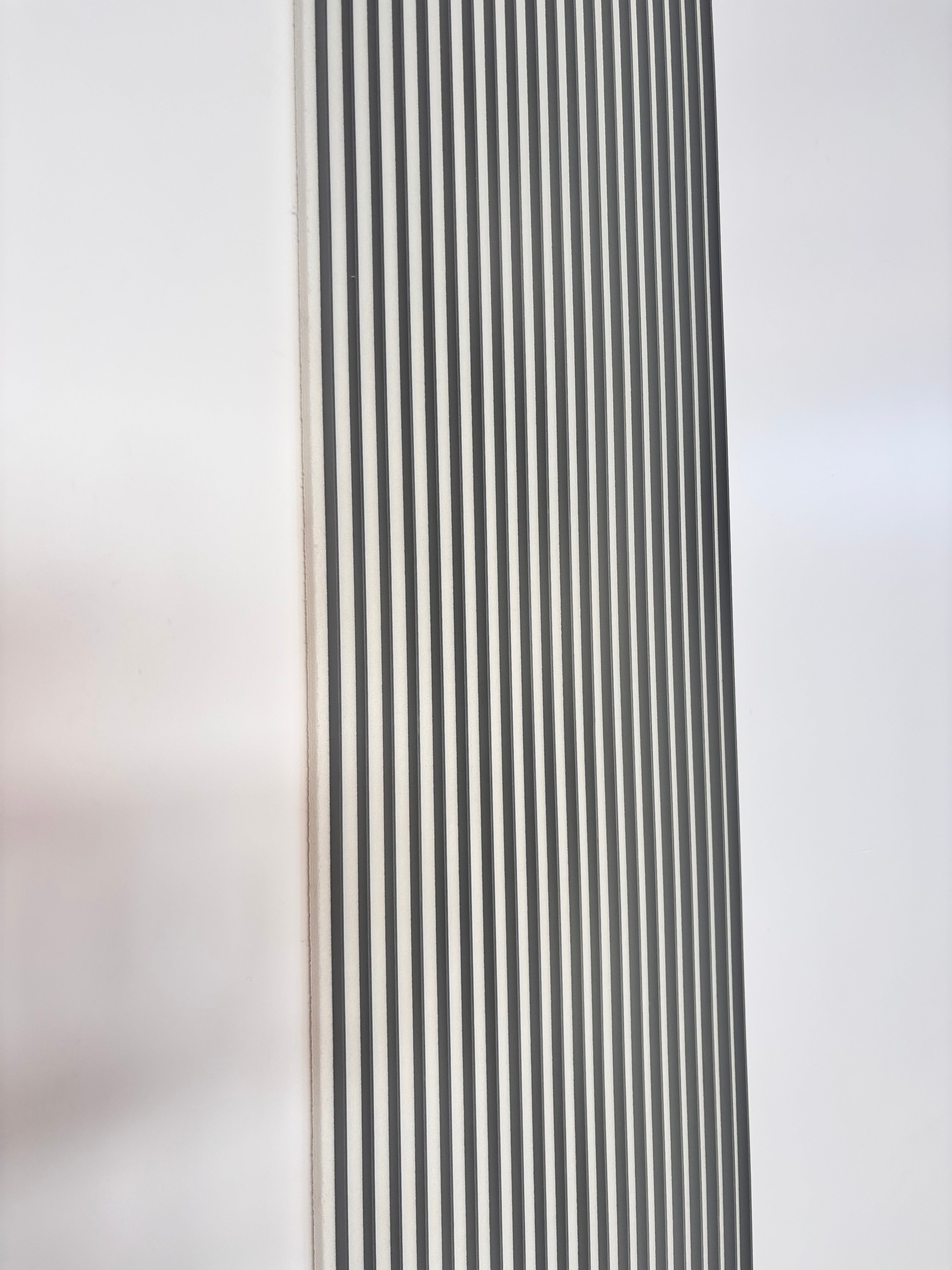 VertiLine - Dark Grey & White