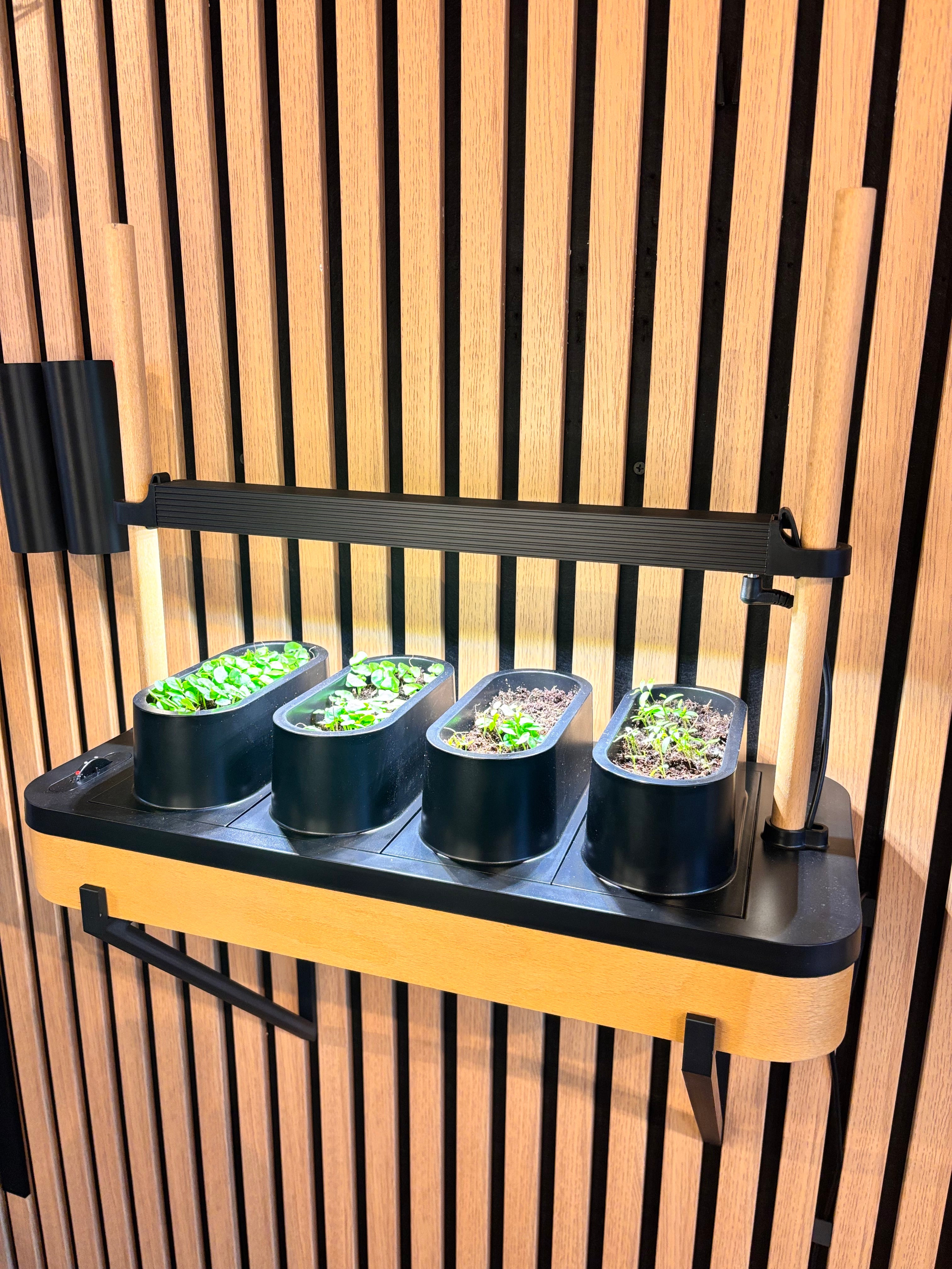 AUK Mini ophæng til akustikpaneler - Med skrue