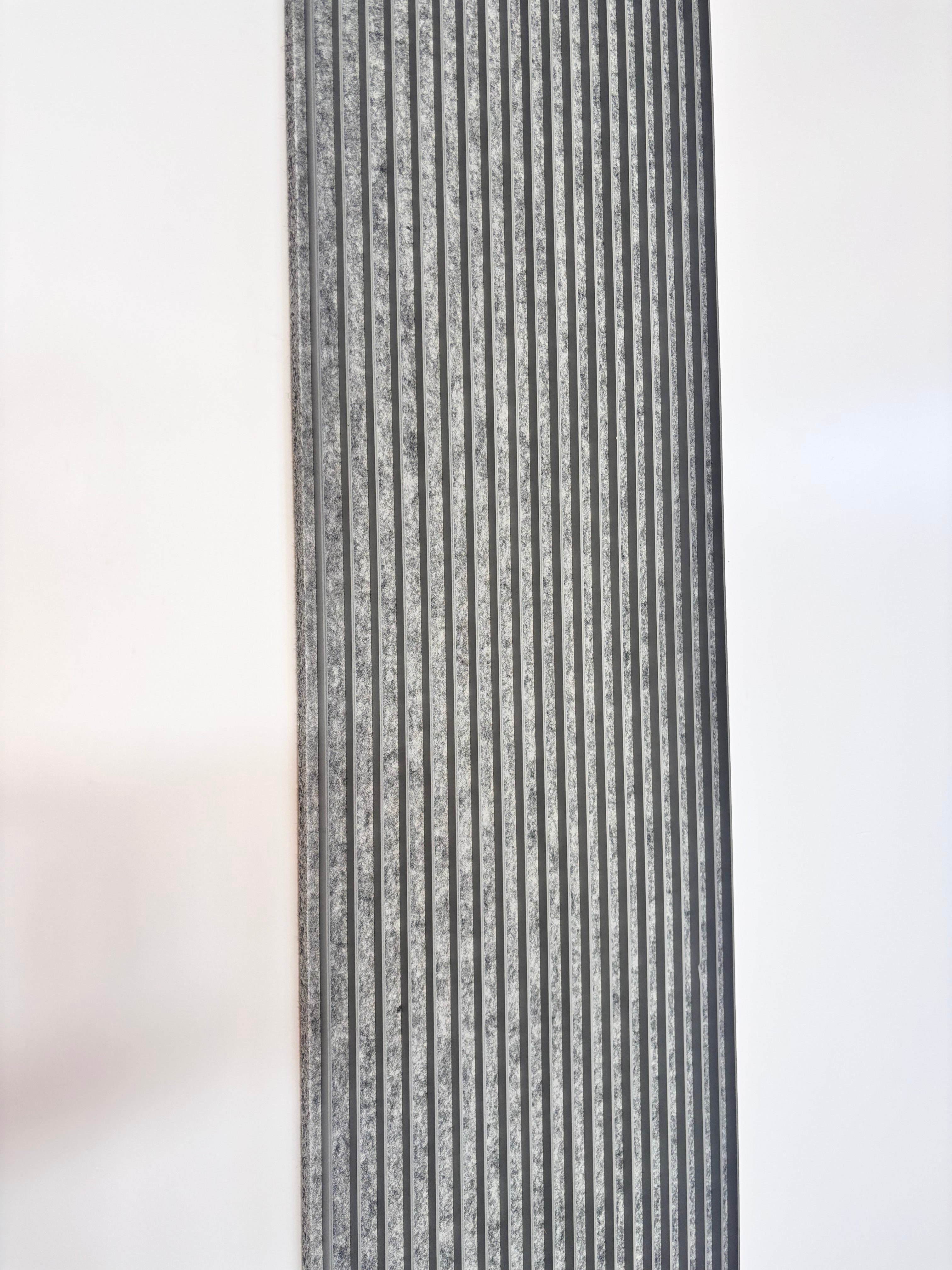 VertiLine - Light Grey & Grey